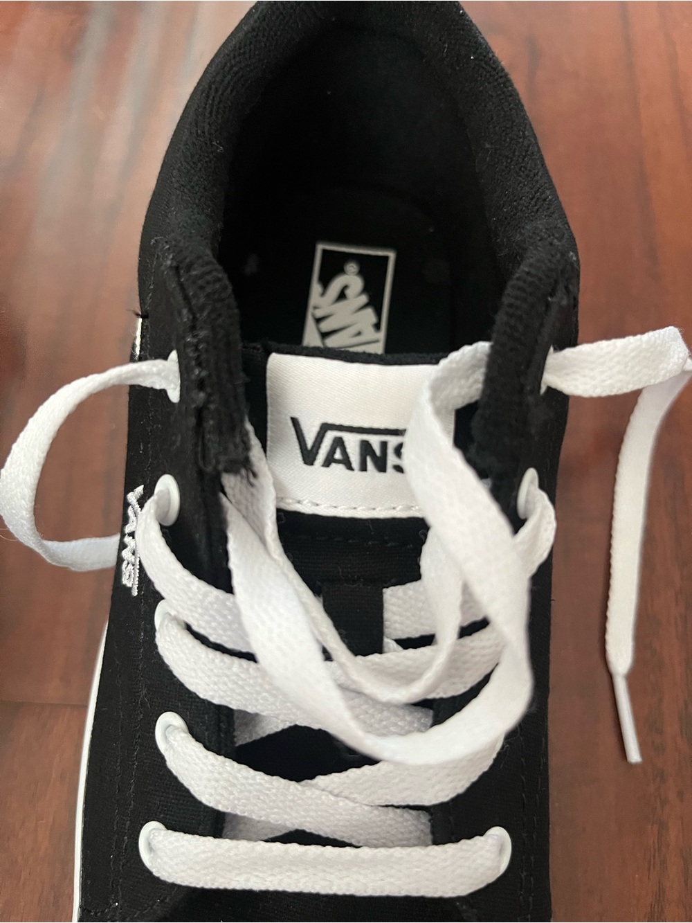 VANS NWOT Black and White Low-Top Canvas Sneakers - Picture 5 of 7